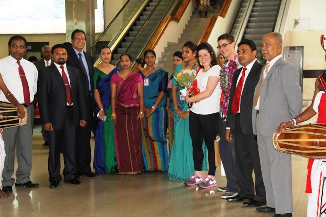 Sri Lanka Tourism welcomes 1000000 Tourist of year 2014 2