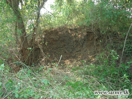 Archaeologists Find Buddhist Ruins in Kilinochchi 4