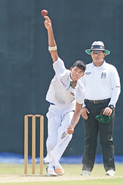 Lanka U19 finish day one on 219/9