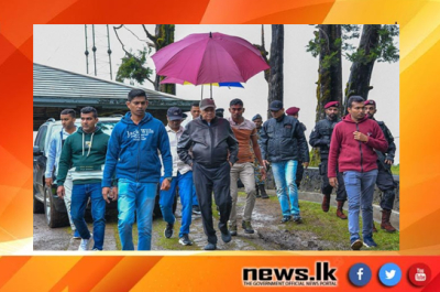 The President on observation tour in Horton Plains National Park