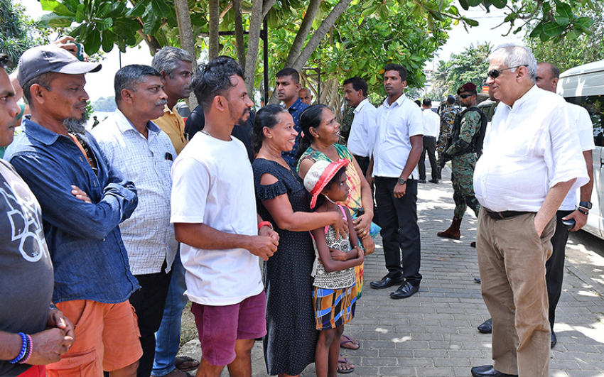 President Conducts Observation Tour of Tangalle and Galle to Assess Tourism Industry Resurgence on South Coast