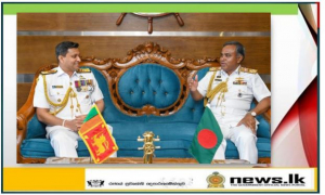 Chief of Naval Staff of Bangladesh meets Commander of the Navy