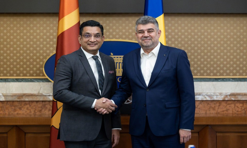 Foreign Minister Ali Sabry Calls on the Romanian Prime Minister to consolidate bilateral ties