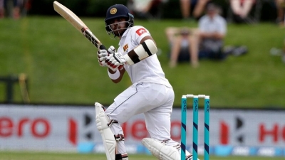 Kusal Mendis, Dinesh Chandimal keep New Zealand at bay