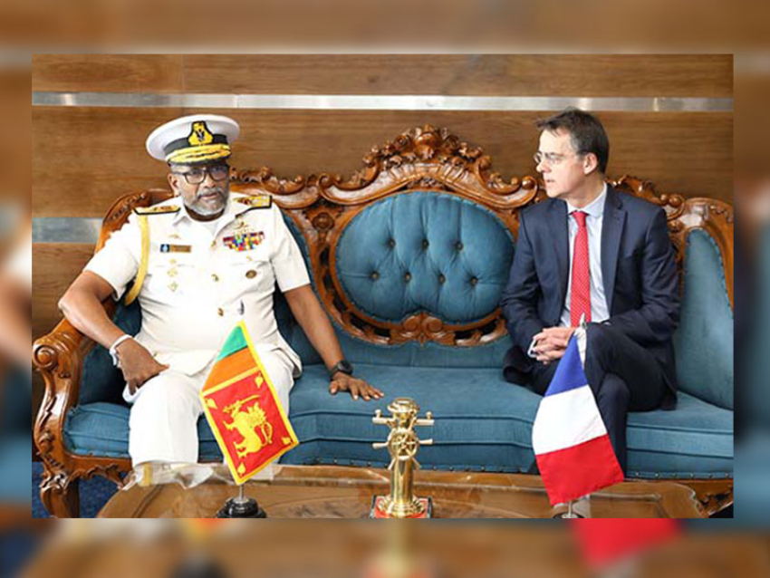 Deputy Director of Defence and Security Cooperation Department of French Ministry for Europe and Foreign Affairs meets with Commander of the Navy