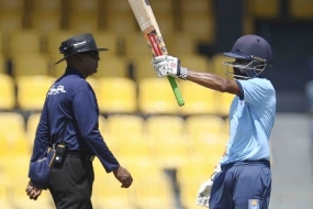 Niroshan Dickwella to replace TM Dilshan