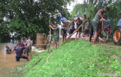 Troops Attend Flood Emergencies in Kilinochchi