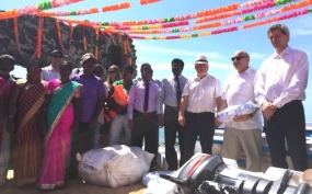 Bangladesh Navy&#039;s ship starts for Sri Lanka with more aid for flood victims