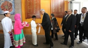 PM meets SL community in New Zealand