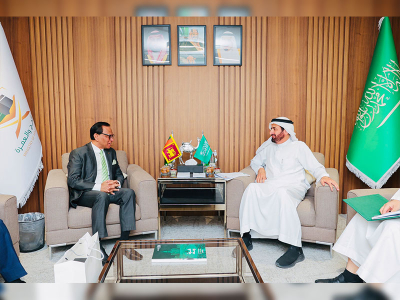 Saudi Hajj Minister receives Ambassador of Sri Lanka