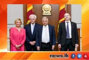 German Parliamentarian Peter Ramsauer calls on President