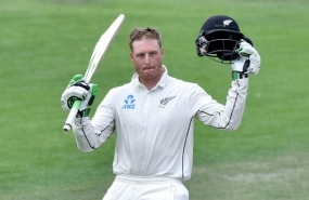 Martin Guptill gives N.Zealand solid start in first Sri Lanka Test