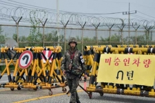 N. Korea's Kim puts troops on war footing with South