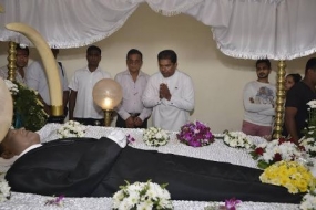 Last respect to veteran artist from Media Minister