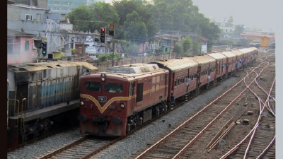 Few trains operate inspite of strike