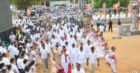 Thousands of devotees to worship Sandahiru Stupa