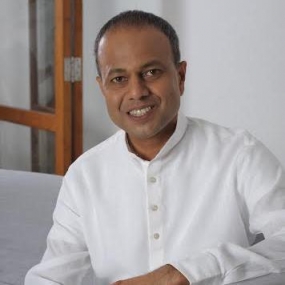 Sagala Ratnayake assumes duties as new Law and Order Minister