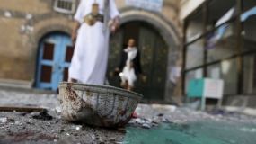 Yemen suicide bombing in Sanaa mosque &#039;kills 25&#039;